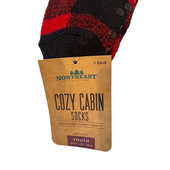 2/$30 NWT Northeast Outfitters Cozy Cabin Youth Socks Red & Black Plaid Snug Fit - Picture 3 of 6